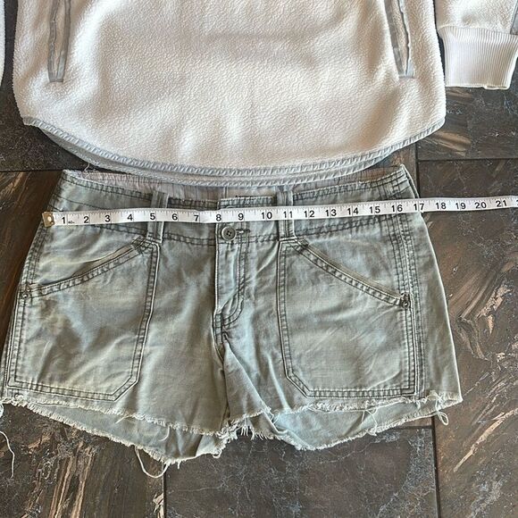 Abercrombie & Fitch bundle - Fleece Sweatshirt Size S & S. 6 green khaki shorts - Picture 10 of 16